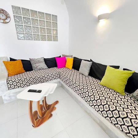 Poli Cave House Santorini Villa Fira  Eksteriør billede
