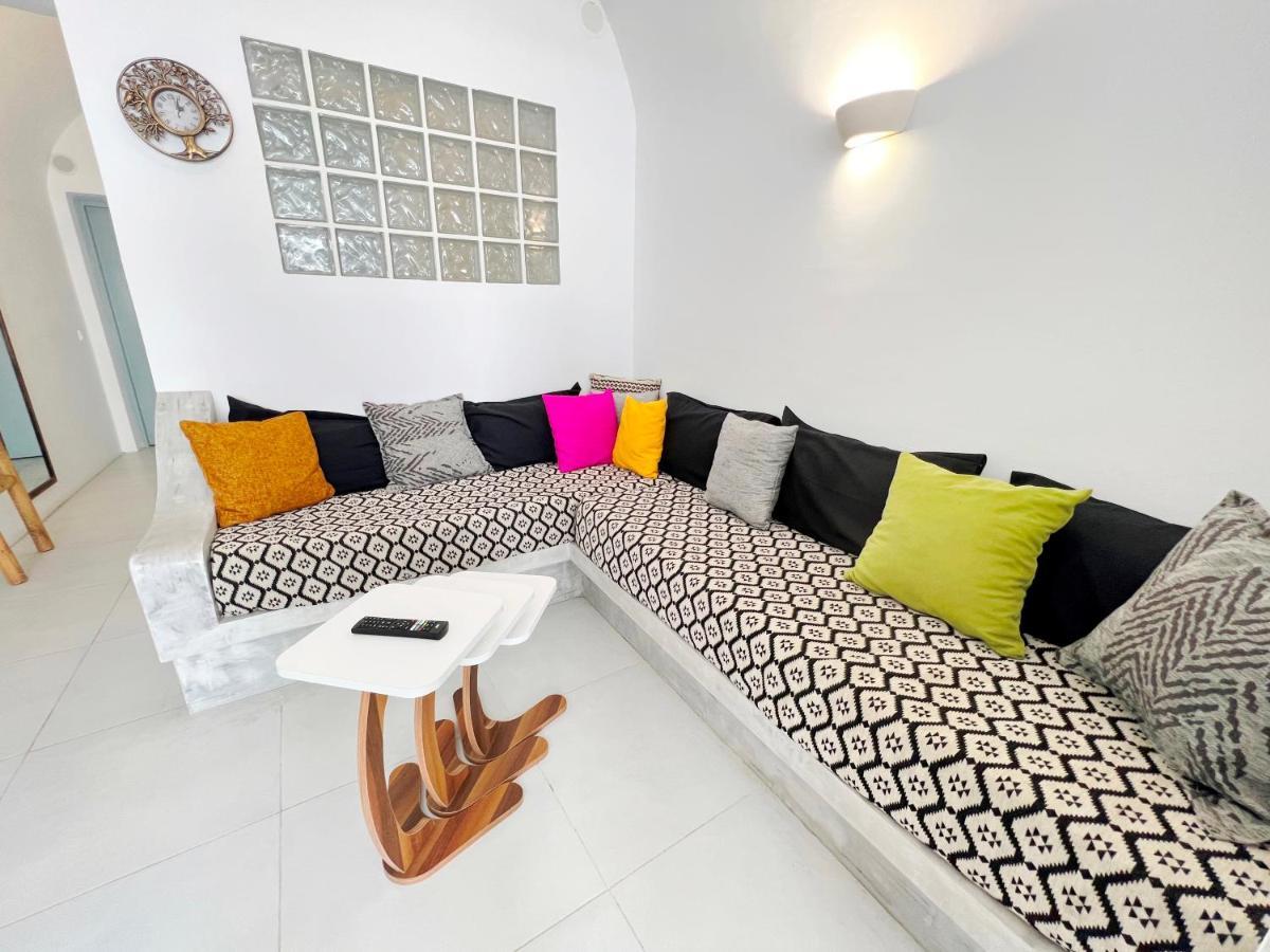 Poli Cave House Santorini Villa Fira  Eksteriør billede
